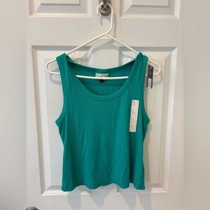 Green‎ Universal Thread tank top- 5/$25
